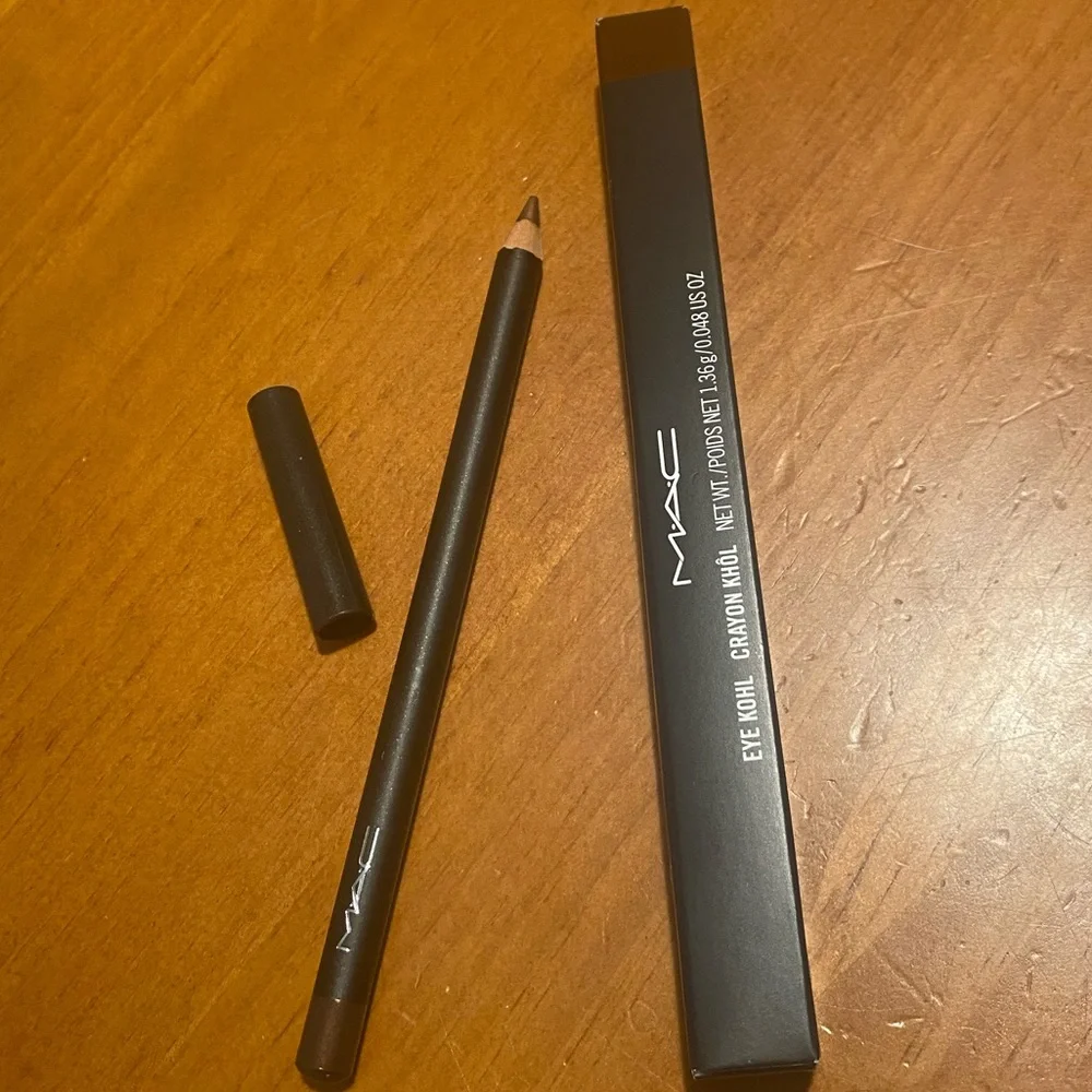 MAC Teddy Eye Kohl Eye Pencil